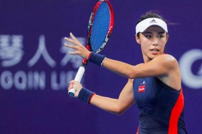 ​圣诞节秀恩爱，网球“津花”王蔷公布恋情