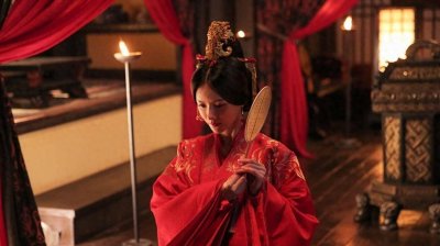 ​甄宓究竟有多美？二婚嫁给曹丕受宠17年，宁可赐死也不留给别人