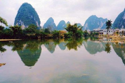 ​桂林山水甲天下，阳朔山水甲桂林 ，美景如画。