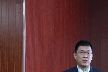 农商行副行长岗位职责