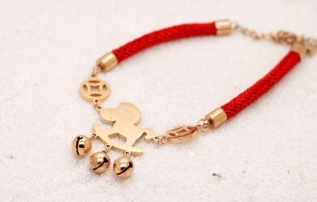 古代女子“下海系红绳，从良断青丝”，现在女孩为何这样做？