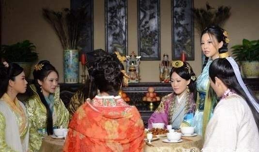 古代说的三妻四妾是什么？什么是三妻，什么是四妾，听完恍然大悟