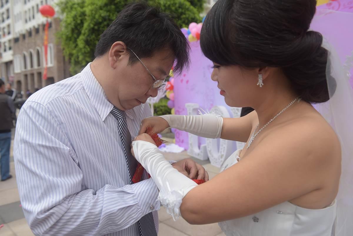 两人婚姻宫相冲反而好 八字婚姻早已命中注定