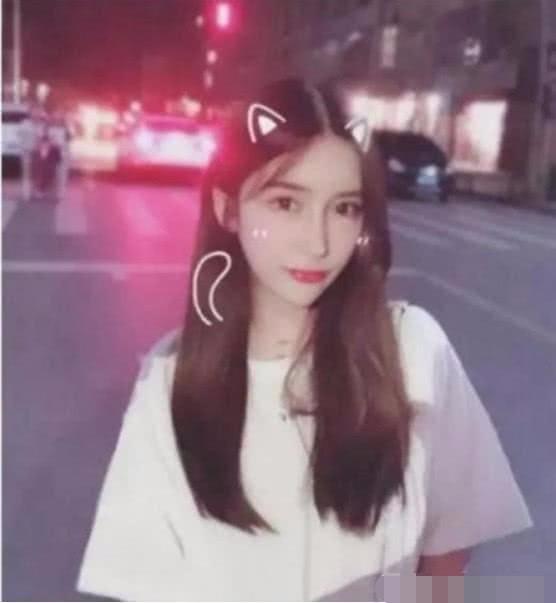 RNG成员女朋友，一个比一个耀眼，姿态的女友都可以直接出道了