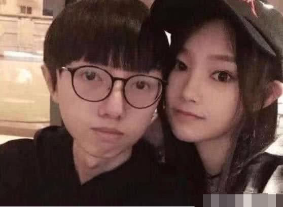 RNG成员女朋友，一个比一个耀眼，姿态的女友都可以直接出道了