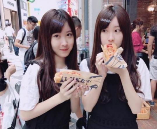 她们是台湾“最美”双胞胎，2岁时红遍网络，如今女大十八变