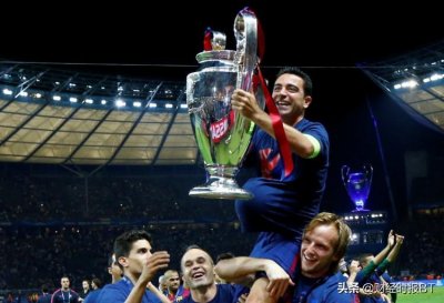 ​巴萨传奇中场哈维宣布退役：教练席上见！