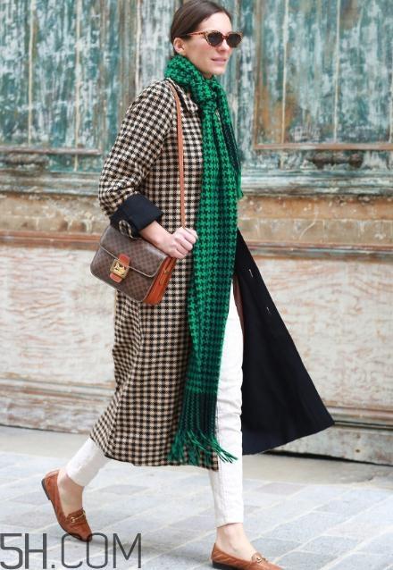 棕色格子大衣怎么搭配?棕色格子大衣搭配图片 棕色格子大衣怎么搭配?棕色格子大衣搭配图片
