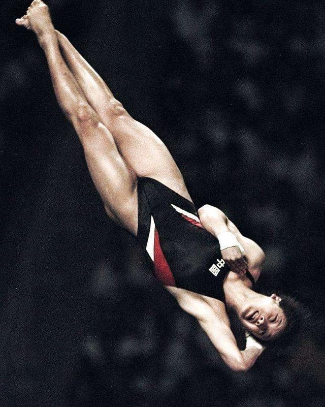 14岁中国天才跳水运动员（跳水天才13岁夺奥运冠军）(4)