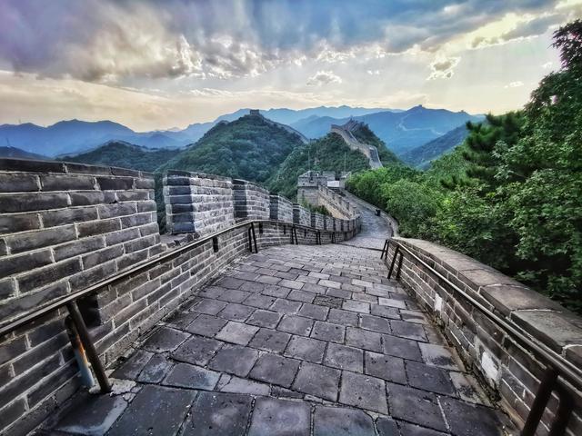 八达岭古长城游玩攻略（雄关漫道八达岭长城）(1)