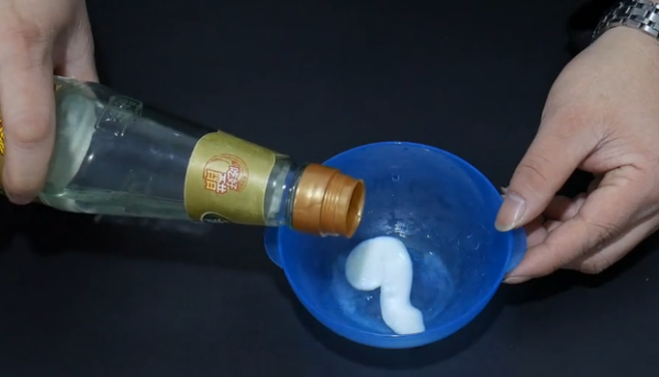 鹿皮绒自己在家能洗,麂皮绒可以手洗吗图3