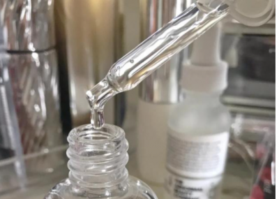 ​哪些美白产品效果好用（想要美白，选对产品才是关键！这4款好用的美白精华）