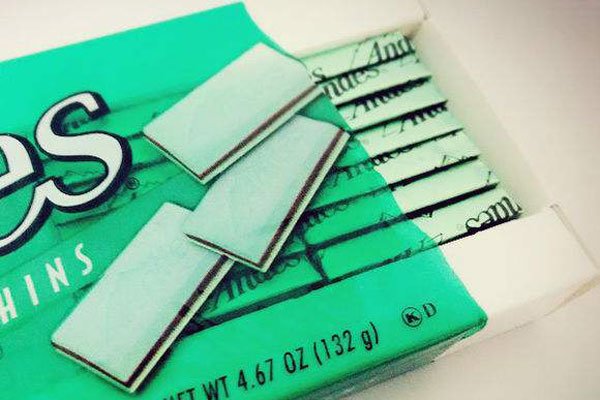 牌牌琦为什么被全网封 正牌女友喊干小伊伊