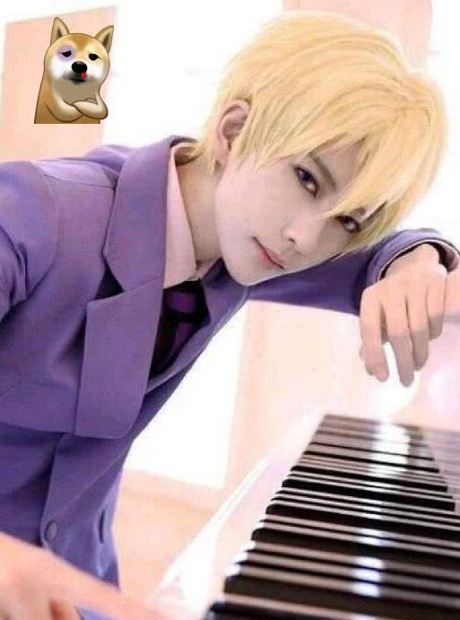 “男装大佬”熊祁终于穿回女装，却吐槽不会再穿，只因快撑爆了？