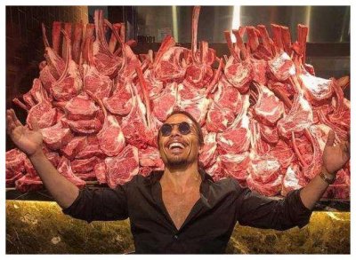 ​被中国抖音捧红的“撒盐哥”被批“太坑”？为何评论褒贬不一？