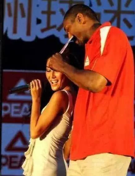 臭名昭著的NBA球星，中国女友被他打到肛裂，至今未找男朋友！