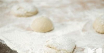 ​如何制作美味清新的柠檬香梨汁？