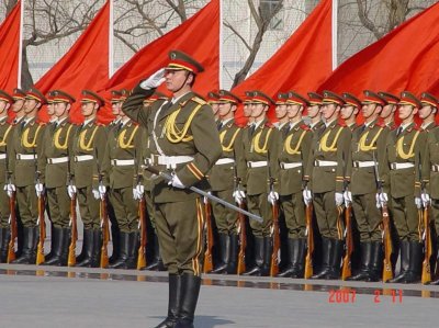 ​【大国威仪】:92式仪仗队陆礼服