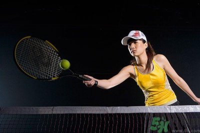 ​更年期热潮出汗、心悸、失眠怎么办