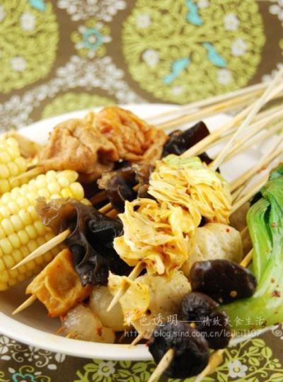 自制麻辣烫做法大全丨如何自制健康又好吃的麻辣烫？