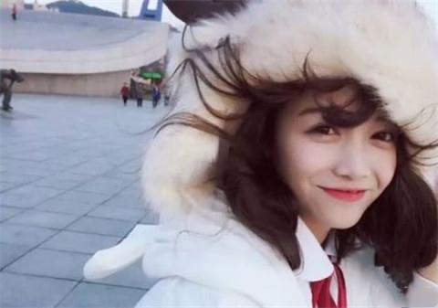 异地恋怎样和女朋友聊天找话题