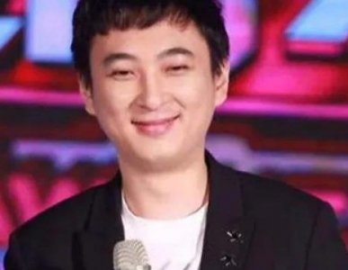 ​王思聪东北撸串被打，头上被缝6针，打他那人还活着吗？