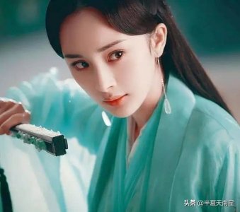 ​四海八荒都尊称姑姑，为何《三生三世》里白浅的身份如此高贵？