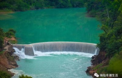 ​汕尾 |翡翠湖水中的一弯新月——半月湾