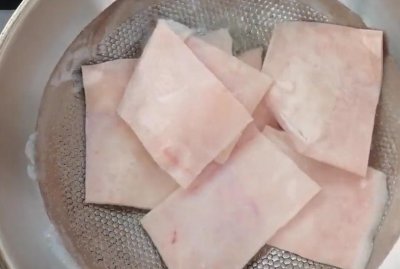 ​皮冻独家秘制做法，不蒸不熬，5步轻松搞定，比卖的好吃多了