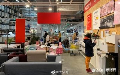 ​济南宜家今天恢复营业 市民排队等开门