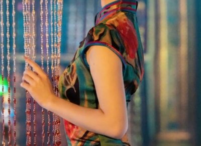 ​身份证过期补办带什么材料？