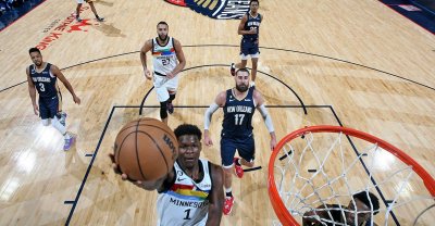 ​爱德华兹37分英格拉姆13+5 森林狼战胜鹈鹕