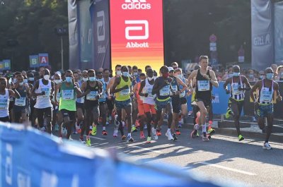 ​马拉松的选手，都爱穿什么竞速跑鞋？比起Nike，国产跑鞋更出色