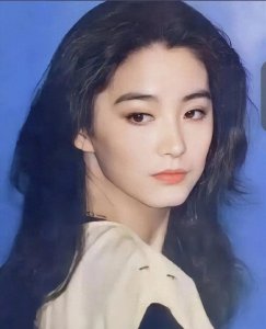 ​林青霞年轻时候有多美，这些照片告诉你！