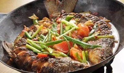 ​＂品味灵马鲶鱼：地域特色美食的魅力之旅＂