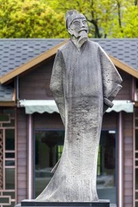 ​李白：诗仙的传奇人物生