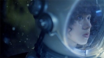 ​曾比特重新演绎《有谁共鸣》 向张国荣致敬