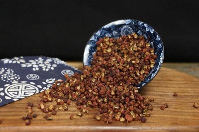 ​花椒水小方剂，轻松应对全身疼痛