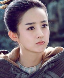 ​赵丽颖父母真实身份曝光，背景让人愣了眼，难怪不公开