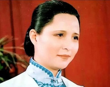 ​宋庆龄：风华绝代的女性政治家与文化使者