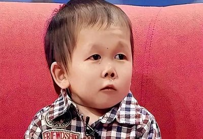 ​袖珍勇士吴康的逆境传奇：72厘米的身高，活出无界限的人生