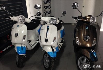 ​踏板摩托车中的贵族，Vespa GTS 300（hpe），实拍评测。关注更多