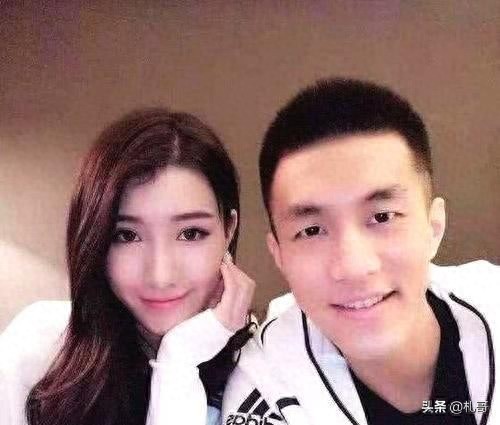 王俪婷:我是郭艾伦女朋友