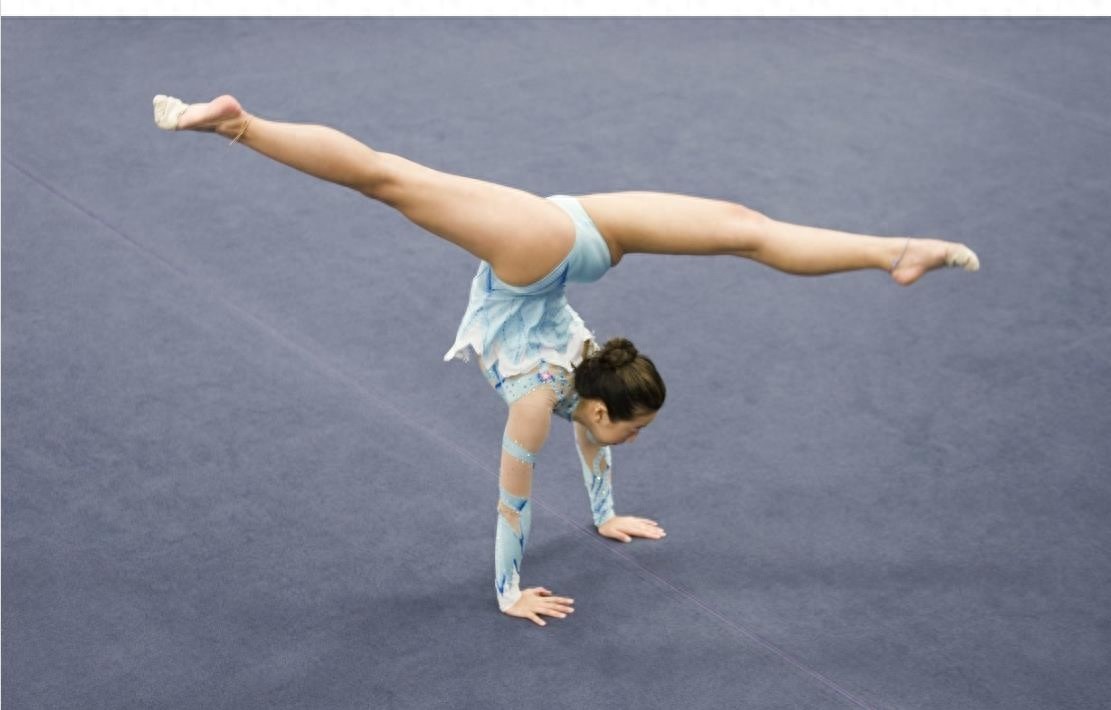 女子体操运动员