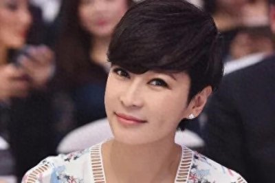 ​梁静：演艺界的璀璨之星