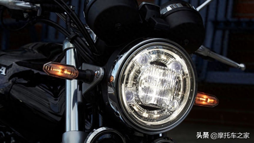 经典本田CB车型，还是这辆车有味道