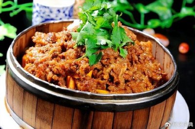 ​粉蒸牛肉的制作，如此美味，绝对是美食界的一颗明珠！让我来为你详细