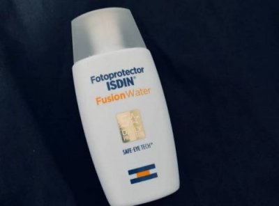 ​什么牌子防晒霜好用(什么牌子防晒霜好用性价比高)