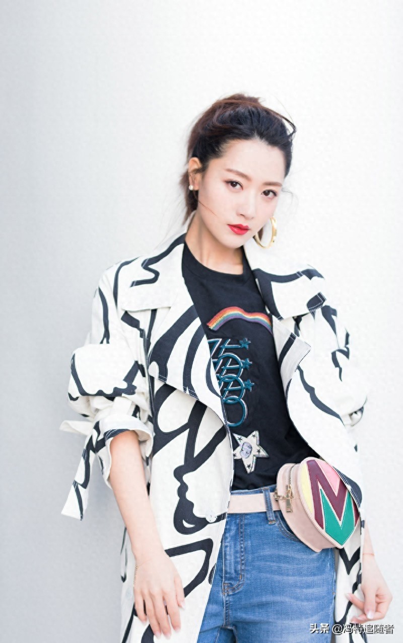 “京城四美”之一的白冰，活成了多少人羡慕的样子