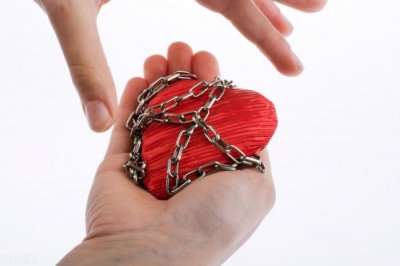 ​男生喜欢作的女生吗，男人更喜欢懂事的女人